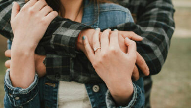 What Are the Top Trends in Emerald Engagement Rings for 2024?